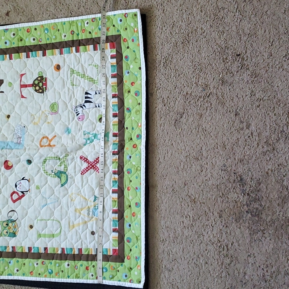 Handmade, baby quilt, blanket, bedspread, alphabet, baby gift, reversible - Picture 3 of 8